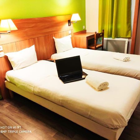 Glisy Hotel エクステリア 写真