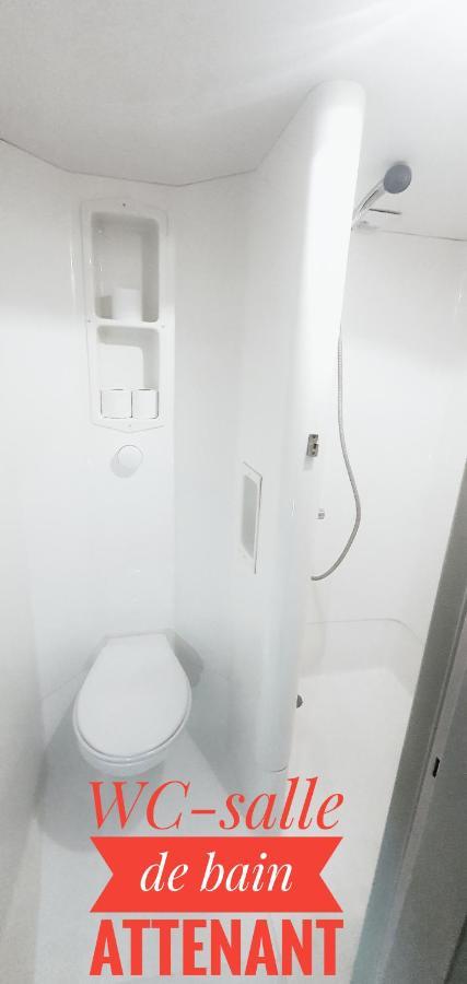 Glisy Hotel エクステリア 写真